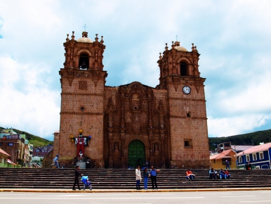 A cathedral in the main square of Puno