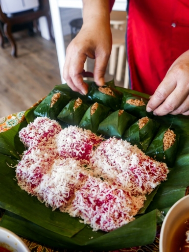 Ubi kayu Sira, a beloved tapioca-based dessert in palm sugar syrup
