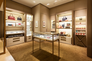 Jewellery Salon Photo © Cartier Cambodia