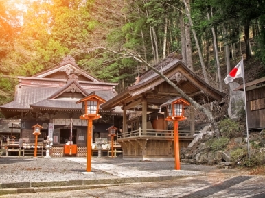 The sacred Shinto Shrine Photo © Viator