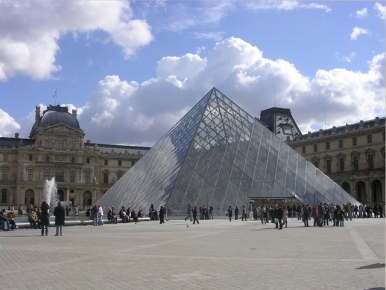 The Lourve is a must visit for art lovers Photo ©Kevin Clarkson @ Freeimages