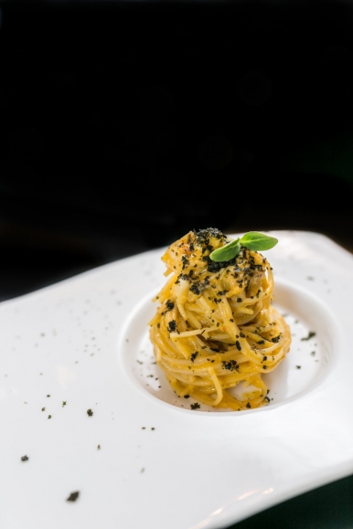 Capellini con Aracosta - Angel hair pasta with lobster, seaweed, carrot