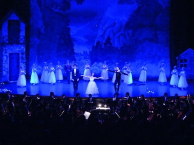 A scene from Giselle, performed by the Ballet Stars of Moscow, with music by the MPO, Photo © MPO