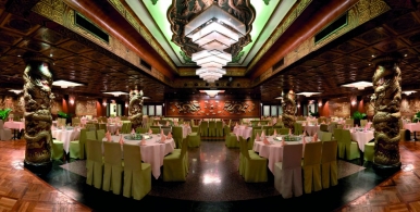 The artistic interior of the Mandarin Palace restaurant