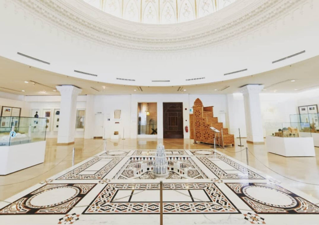 Islamic Arts Museum Malaysia's virtual museum tour 