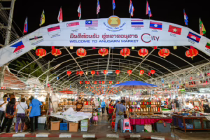 Anusarn Market