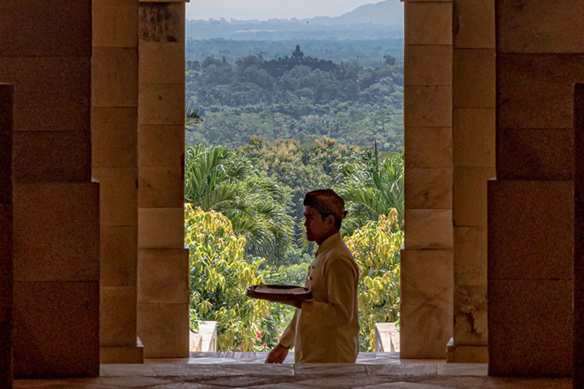 Amanjiwo Borobudur Suite