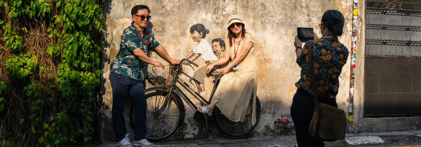 Ernest Zacharevic’s Children on a Bicycle